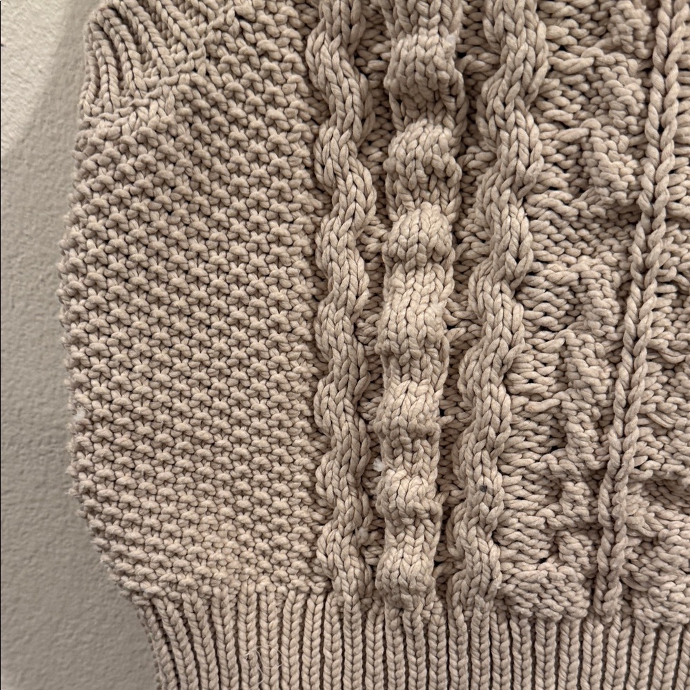 COS Women's Cable Knit Sweater Vest - Beige - Picture 4 of 11